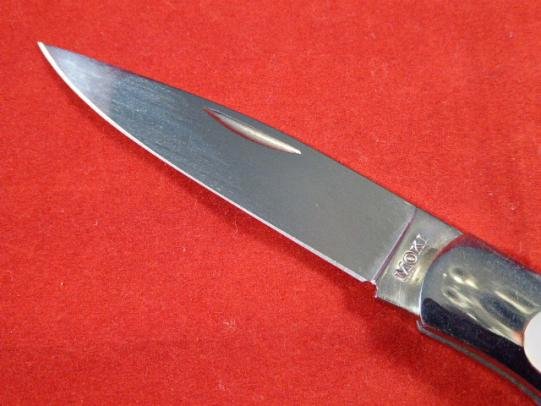 MOKI Lock Back Knife with a Beautiful White Pearl & Abalone Shell Inlayed Handle with Black Canvas & Leather Pouch. Circa 1999 — image 4