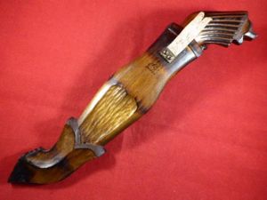 Stunning Large Hand Carved Set of “Bear Head” Finnish Puukko …