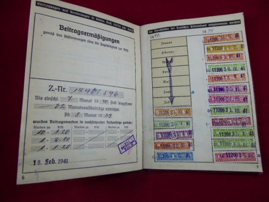 Original WW2 DAF (Deutsche Arbeitsfront) German Workers Syndicate Members ID Book to Anton Kreissl – 1940 to 1945 — image 4
