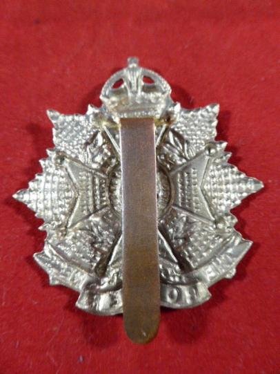 Original British Army Kings Crown The Border Regiment Cap Badge. — image 2
