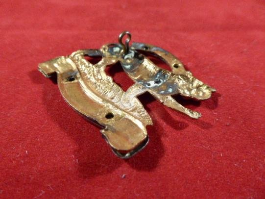 Original British Army WW1 Period Leicestershire Regiment Cap Badge. — image 3