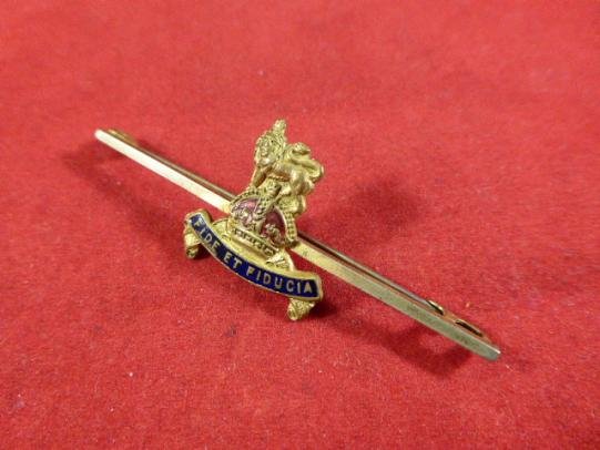 WW1 Royal Army Pay Corps (RAPC) Gilt Metal and Enamel Sweetheart Bar Brooch — image 3