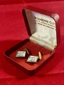 Vintage 'Jack Russell Terrier Dog' Essex Crystal Diamond Cut Cufflinks …