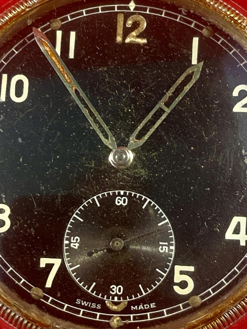 WW2 British Military Swiss made Pocket Watch Marked G.S.T.P. 198270 Retailed by Bravingtons London — image 3