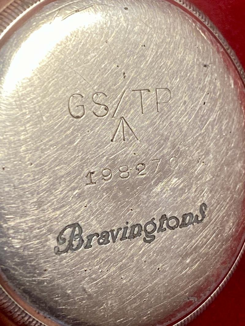 WW2 British Military Swiss made Pocket Watch Marked G.S.T.P. 198270 Retailed by Bravingtons London — image 6