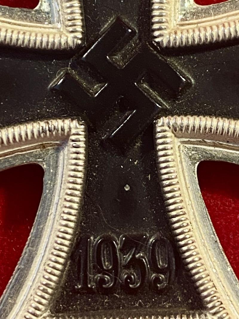 Original German WW2 1939 Iron Cross Medal 2nd Class by Hermann Aurich of Dresden with Ribbon — image 6