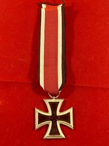 Original German WW2 1939 Iron Cross Medal 2nd Class by …