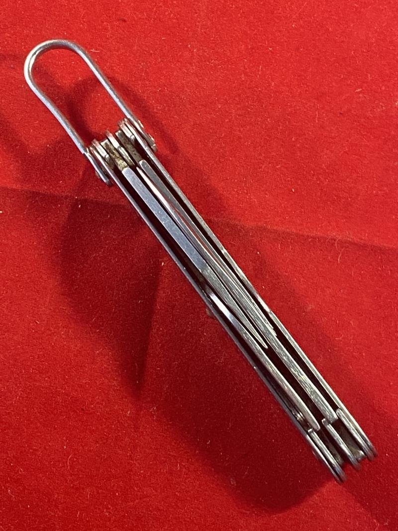 US Vietnam era Military Survival Pocket Knife by CAMILLUS dated 1970 — image 10