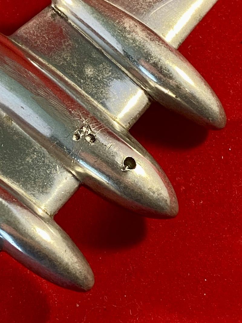 WW2 Trench Art Solid Aluminium Model of an RAF De Havilland DH.98 Mosquito — image 7