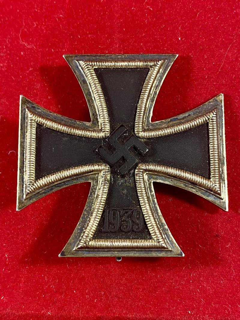 Fine Original German WW2 1939 Iron Cross 1st Class by '65' Klein & Quenzer with Green Award Case — image 5