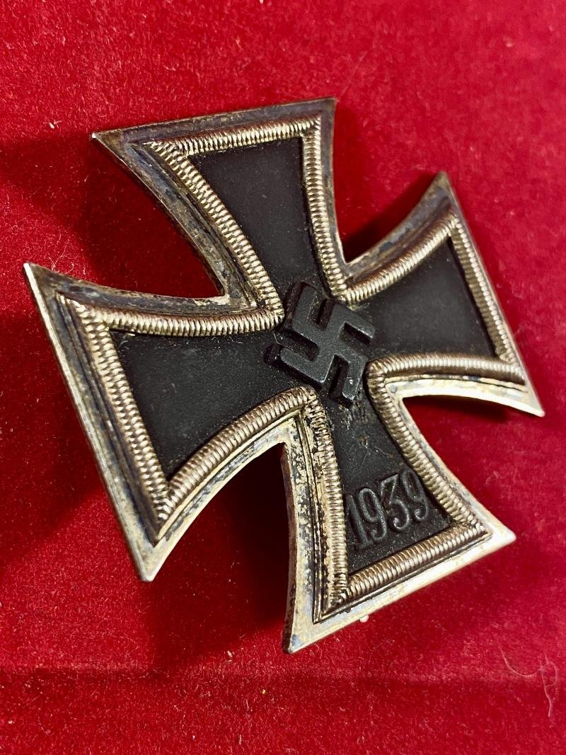 Fine Original German WW2 1939 Iron Cross 1st Class by '65' Klein & Quenzer with Green Award Case — image 6