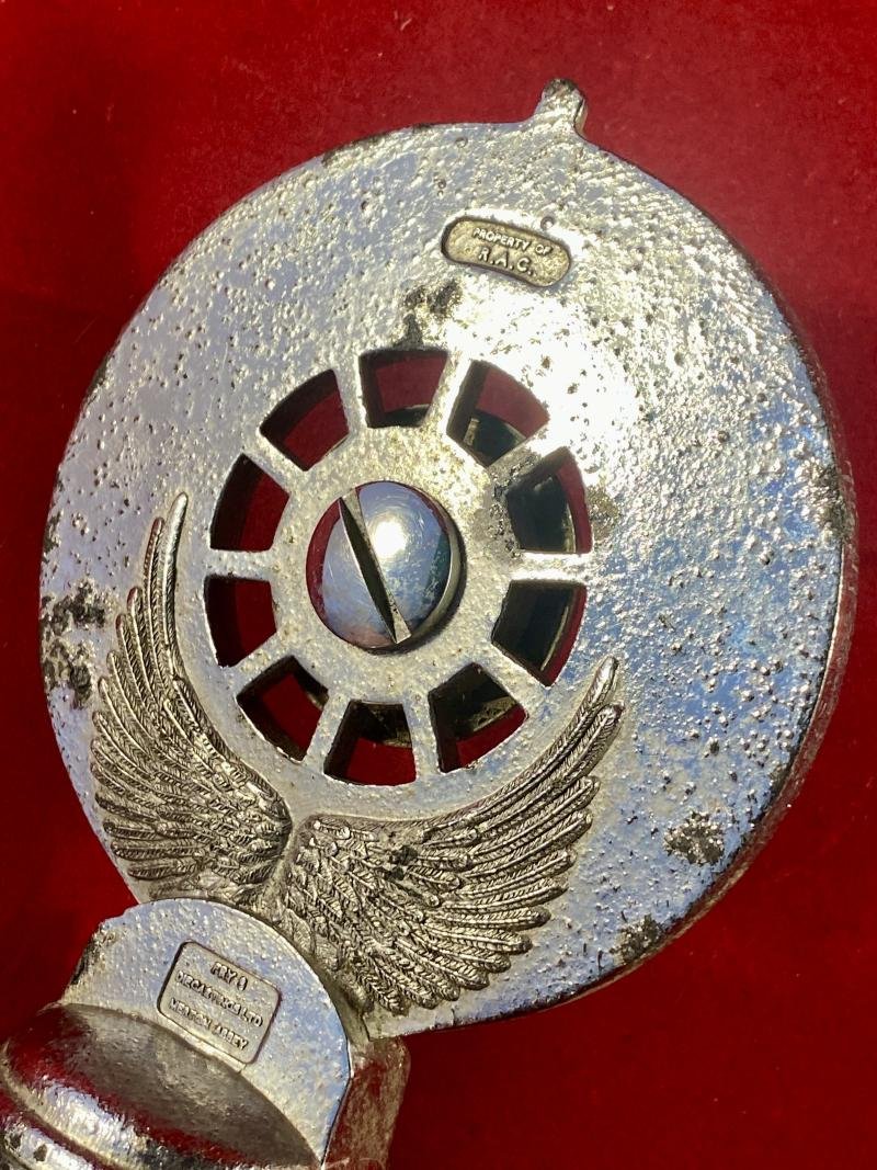 Fine RAC 'Type 6' Car Badge with Bar Mount Clamp Fitting - 1932 to 1937 — image 7