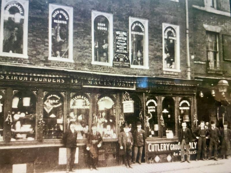 Rare Antique Retraceable 1.5' Miniature Tape Measure Advertising A. MCINTOSH & SONS LTD of Cambridge c1890 — image 9