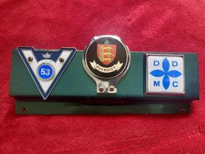 Set of Three Vintage Car Badges Relating to Guernsey - …