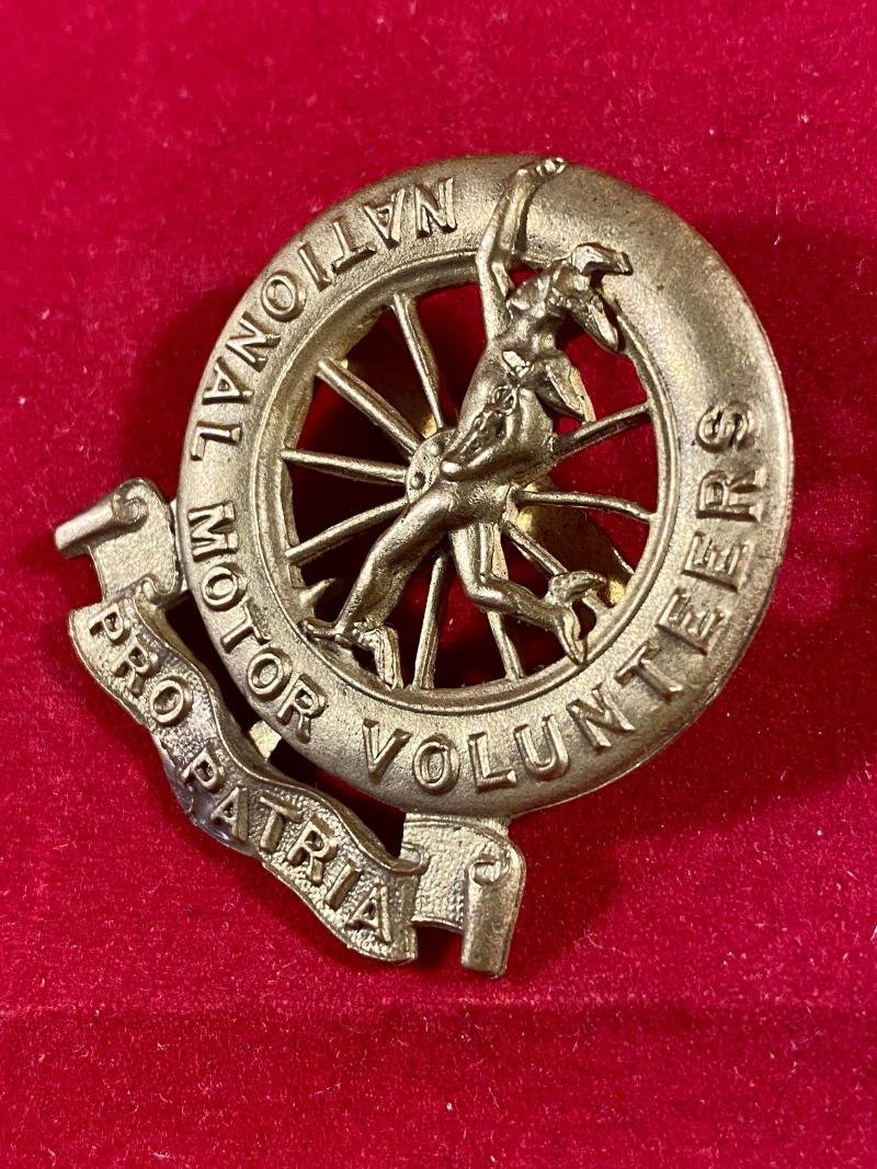 Fine Original WW1 Period Brass National Motor Volunteers Cap Badge — image 3