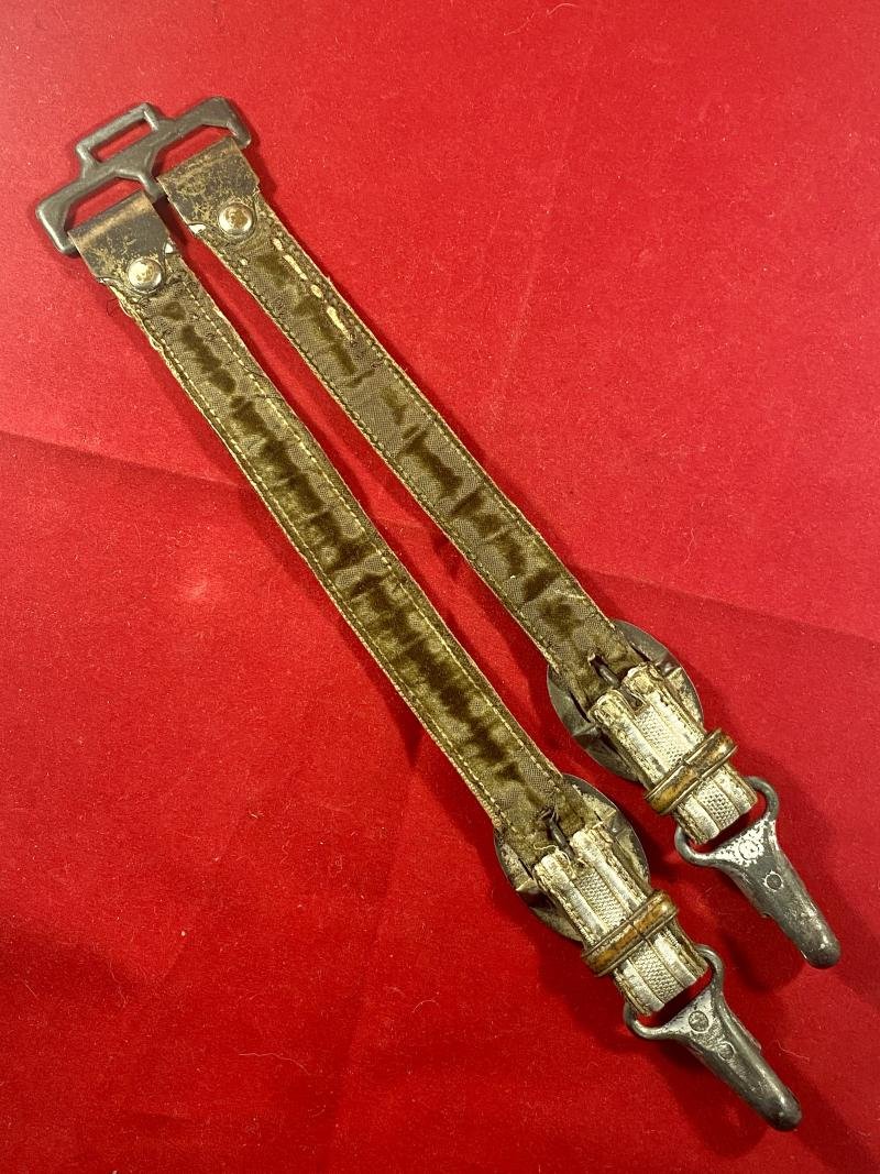 Deluxe WW2 German Army Officers Dagger Hangers with Top Oak Leaf Metal Fittings — image 4