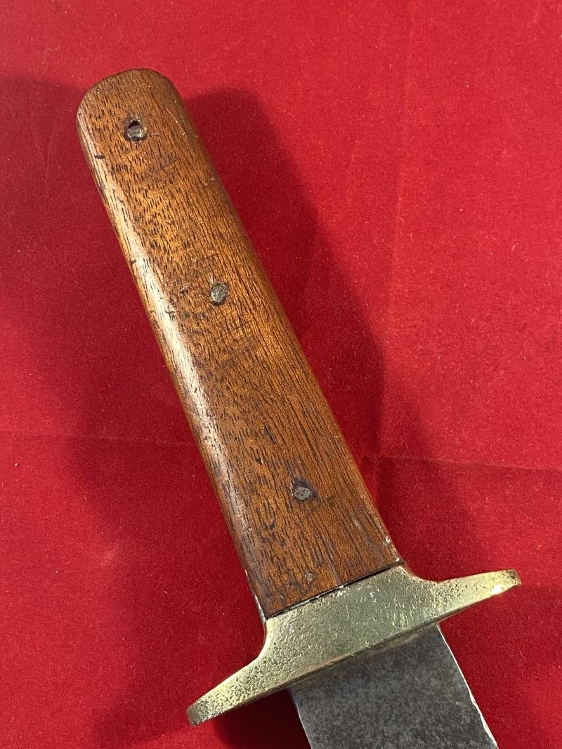 Large Bowie Knife with 10' Plain Steel Blade and English Oak Grip Scales — image 10