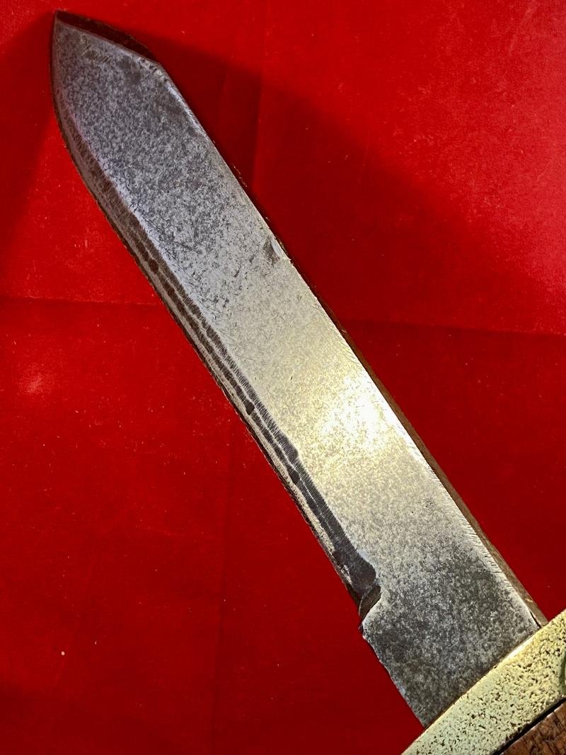 Large Bowie Knife with 10' Plain Steel Blade and English Oak Grip Scales — image 6