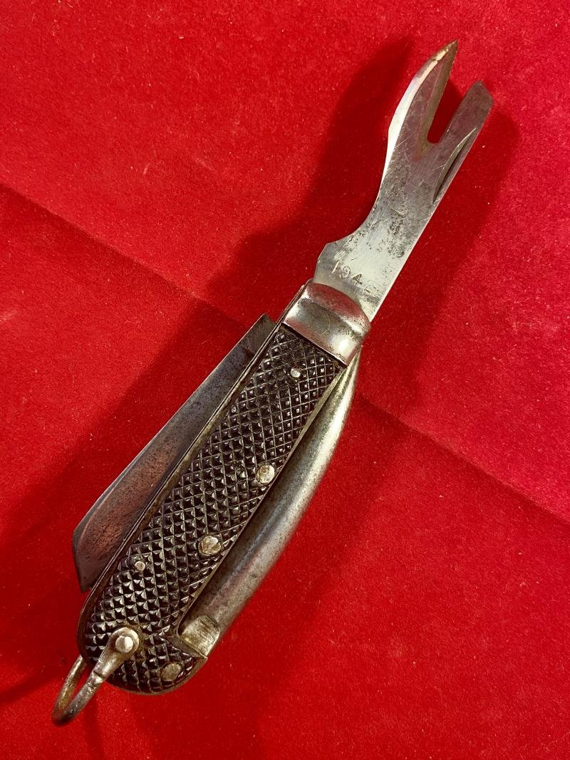 WW2 British Army Three-Piece Clasp or Jack Knife by Joseph Rodgers of Sheffield dated 1942 — image 3