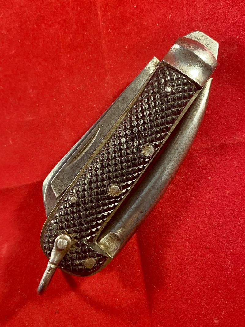 WW2 British Army Three-Piece Clasp or Jack Knife by Joseph Rodgers of Sheffield dated 1942 — image 8
