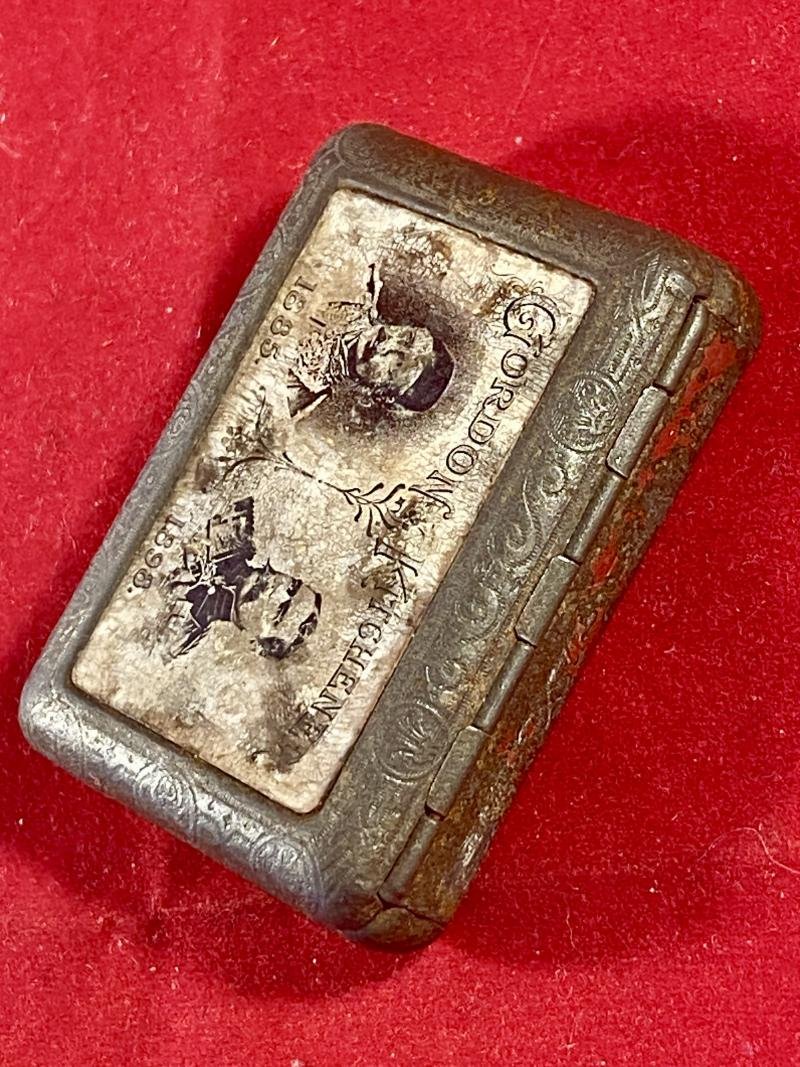 Rare Bryant & May - Jahnckes Vesta Case Depicting the images of GORDON & KITCHENER c1900 — image 10