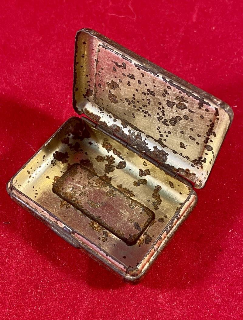 Rare Bryant & May - Jahnckes Vesta Case Depicting the images of GORDON & KITCHENER c1900 — image 3