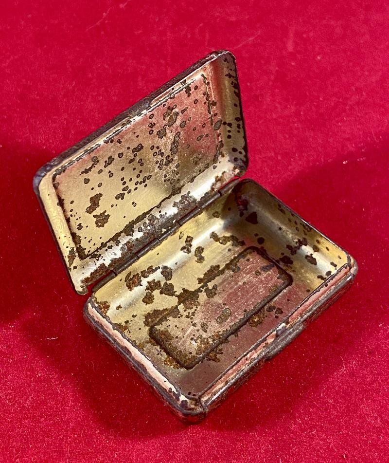 Rare Bryant & May - Jahnckes Vesta Case Depicting the images of GORDON & KITCHENER c1900 — image 4