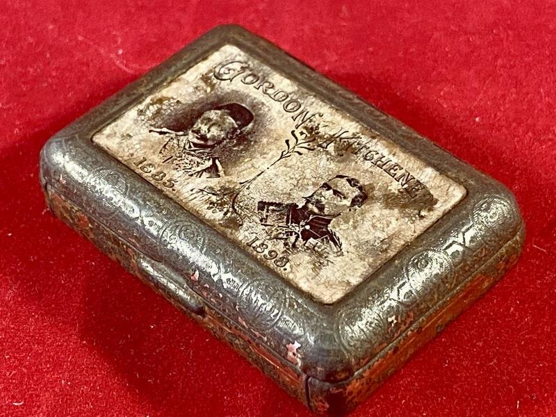 Rare Bryant & May - Jahnckes Vesta Case Depicting the images of GORDON & KITCHENER c1900 — image 9