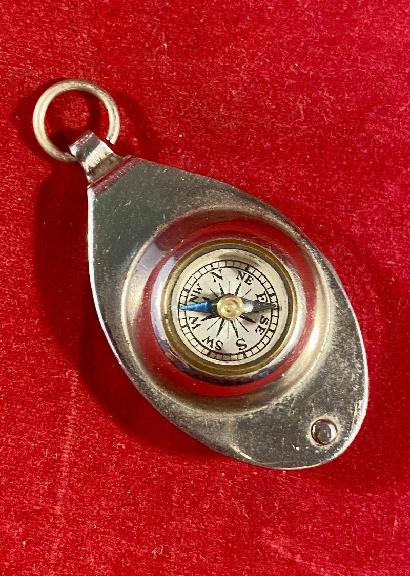 English Compass and Magnifying Glass/Loop Fob Charm c1930 — image 3