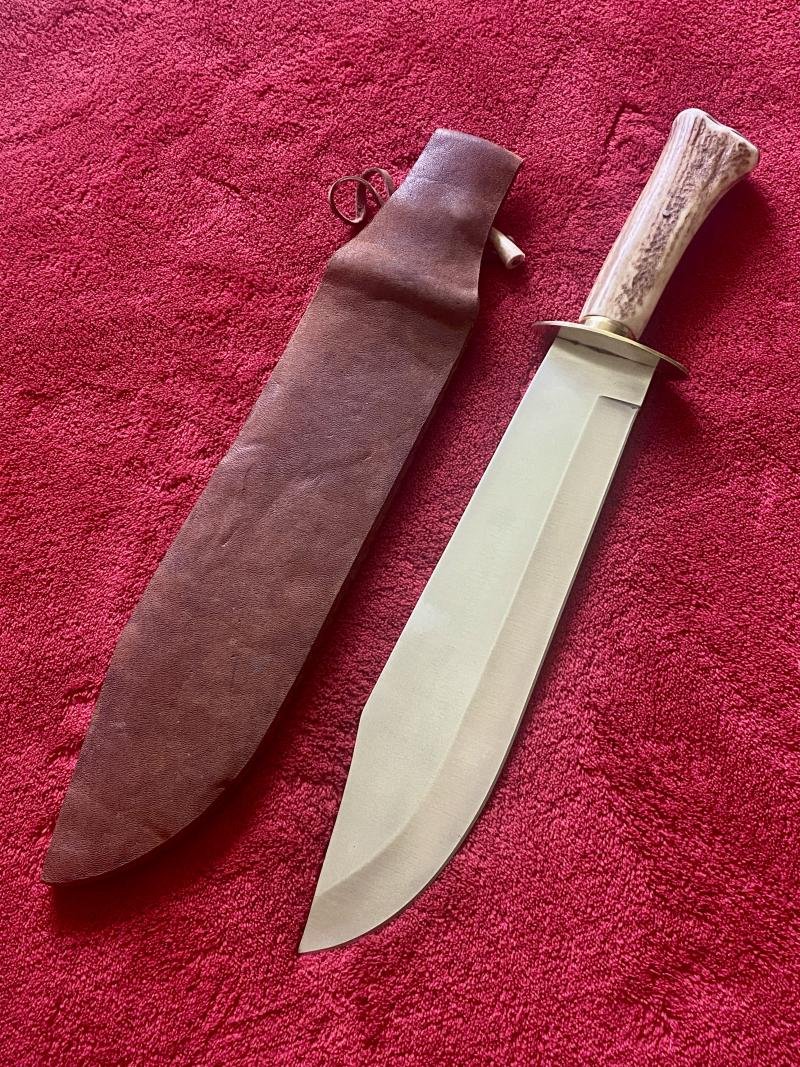 Handmade Vintage Bowie Knife with Impressive 9.5' Polished Steel Blade – Stag Antler Handle and Suede Sheath — image 2