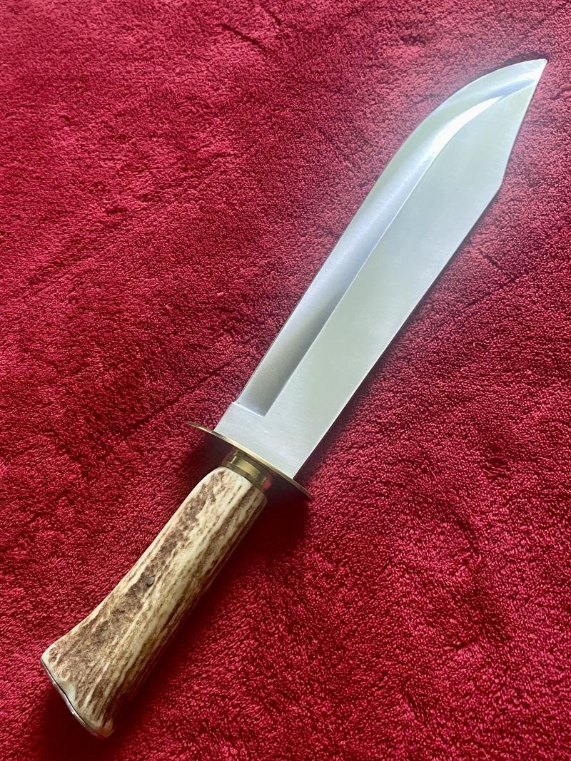 Handmade Vintage Bowie Knife with Impressive 9.5' Polished Steel Blade – Stag Antler Handle and Suede Sheath — image 3