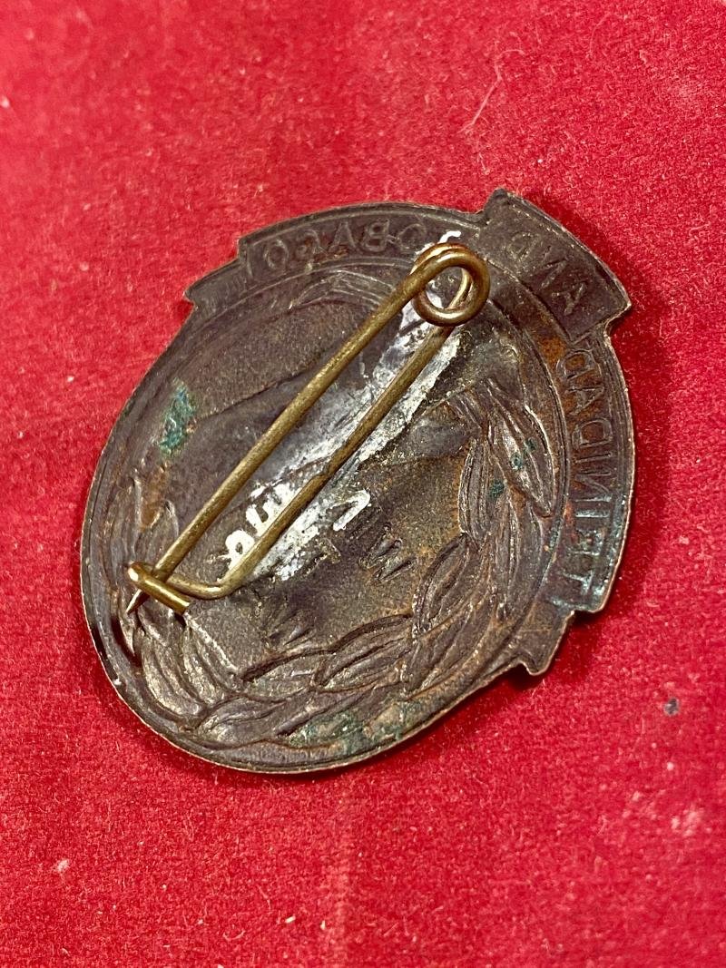 Scarce WW1 Trinidad and Tobago 'WIN THE WAR' Fund Raising Badge — image 5