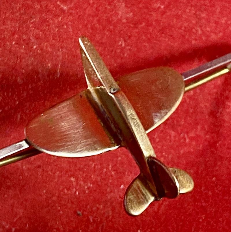 Unusual Original WW2 Copper 'Trench Art' RAF Spitfire Long Bar Sweetheart Brooch — image 4