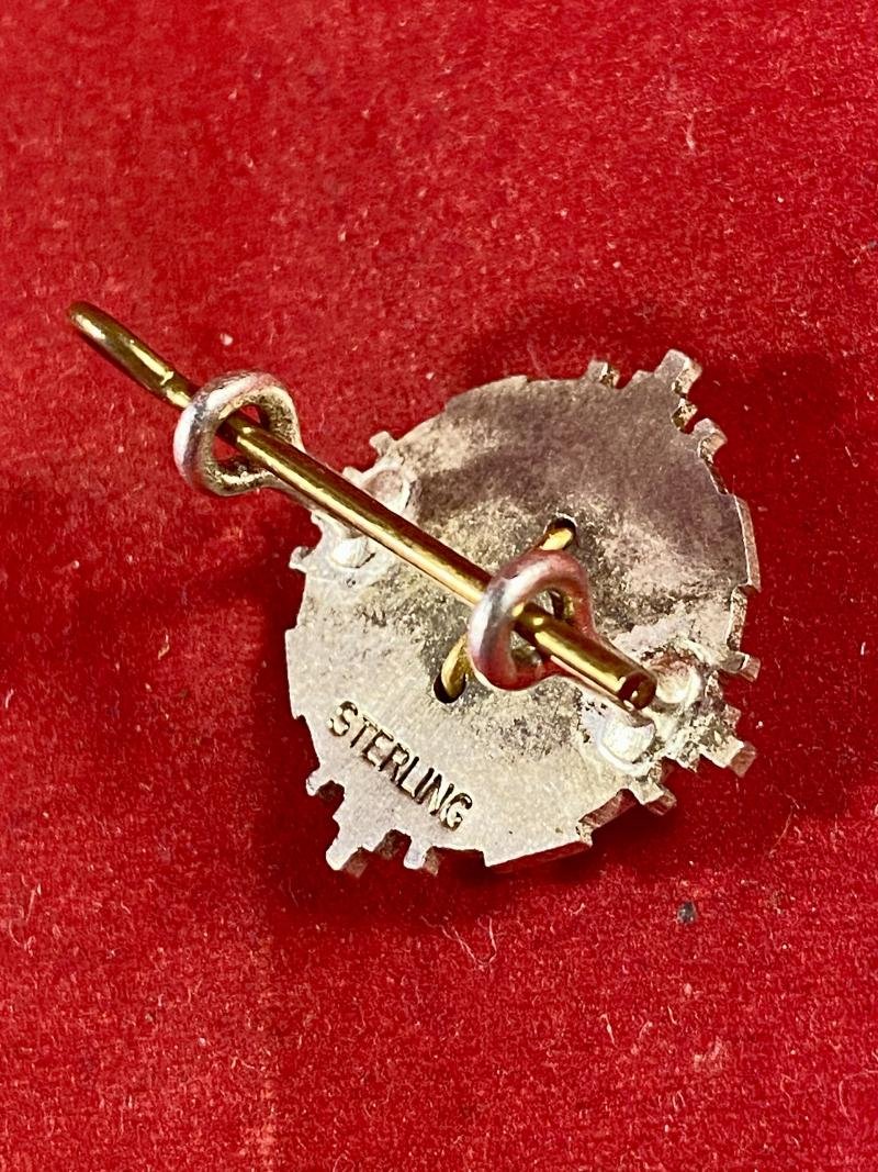 Sterling Silver British Army Officer's Scot's Guards Small Pattern Cap Badge — image 8