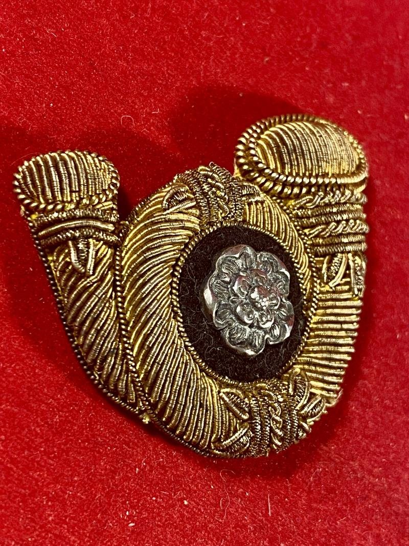 Rare Pair of Victorian King's Own Yorkshire light Infantry K.O.Y.L.I. Padded Bullion Wire Collar Badges — image 6