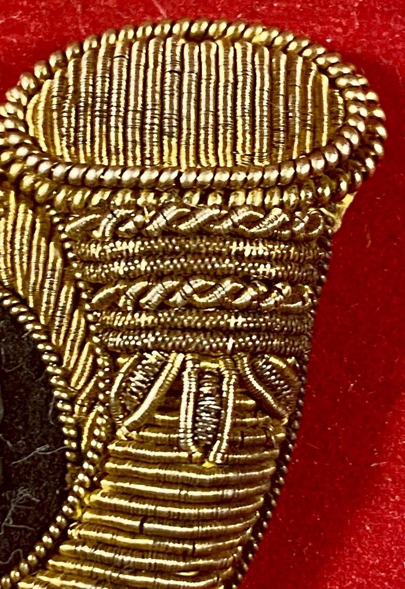 Rare Pair of Victorian King's Own Yorkshire light Infantry K.O.Y.L.I. Padded Bullion Wire Collar Badges — image 9