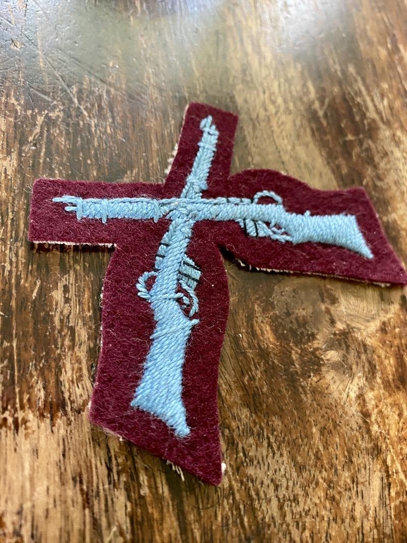 WW2 Parachute Regiment Marksman Cloth Badge — image 3