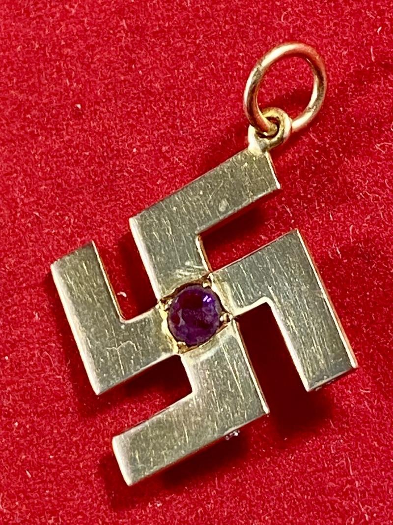 Rare Antique Victorian or Edwardian 15ct Gold Swastika Pendant set with an Amethyst Stone — image 3