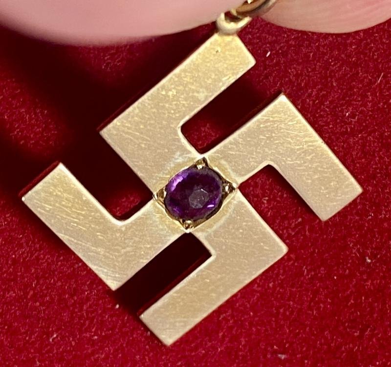 Rare Antique Victorian or Edwardian 15ct Gold Swastika Pendant set with an Amethyst Stone — image 4