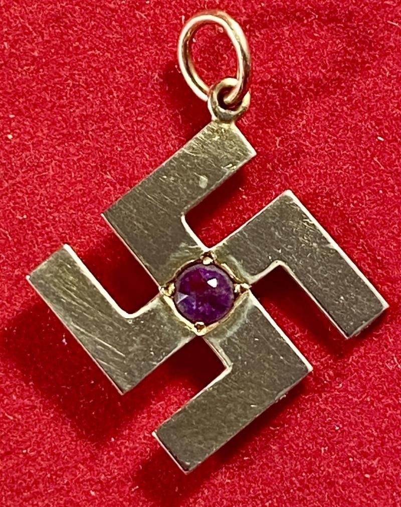 Rare Antique Victorian or Edwardian 15ct Gold Swastika Pendant set with an Amethyst Stone — image 6