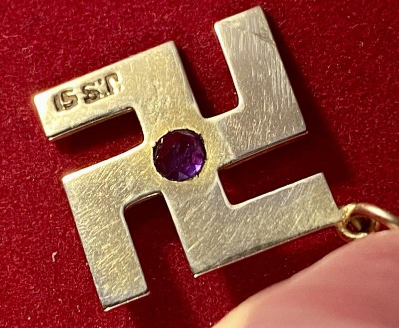 Rare Antique Victorian or Edwardian 15ct Gold Swastika Pendant set with an Amethyst Stone — image 9