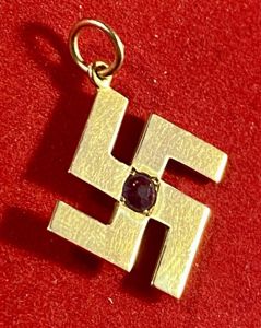Rare Antique Victorian or Edwardian 15ct Gold Swastika Pendant set …