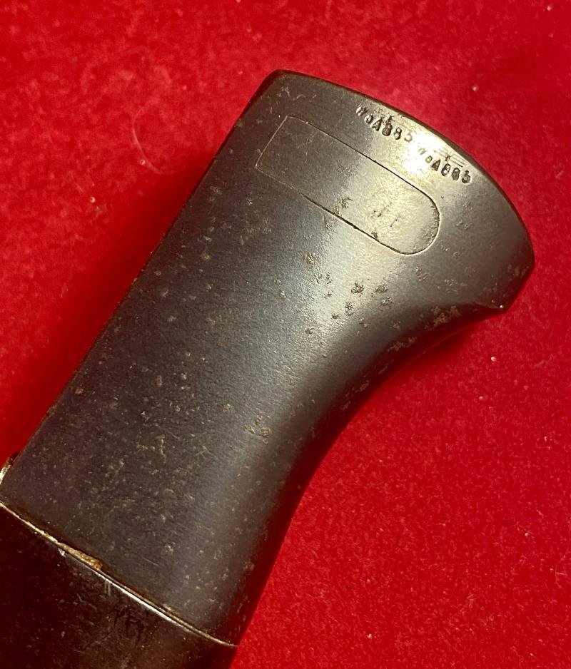Fine WW2 German K-98 or M1884-98 III Bayonet by Carl Eickhorn with Bakelite Grip and Matching S/No. 1000 dated 1940 — image 10