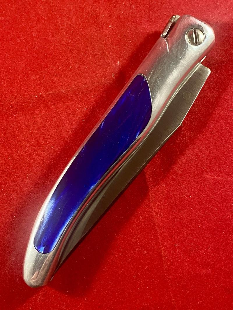 Mint French Laguiole G. DAVID Folding/Locking Knife with Wood Effect Display Case — image 10