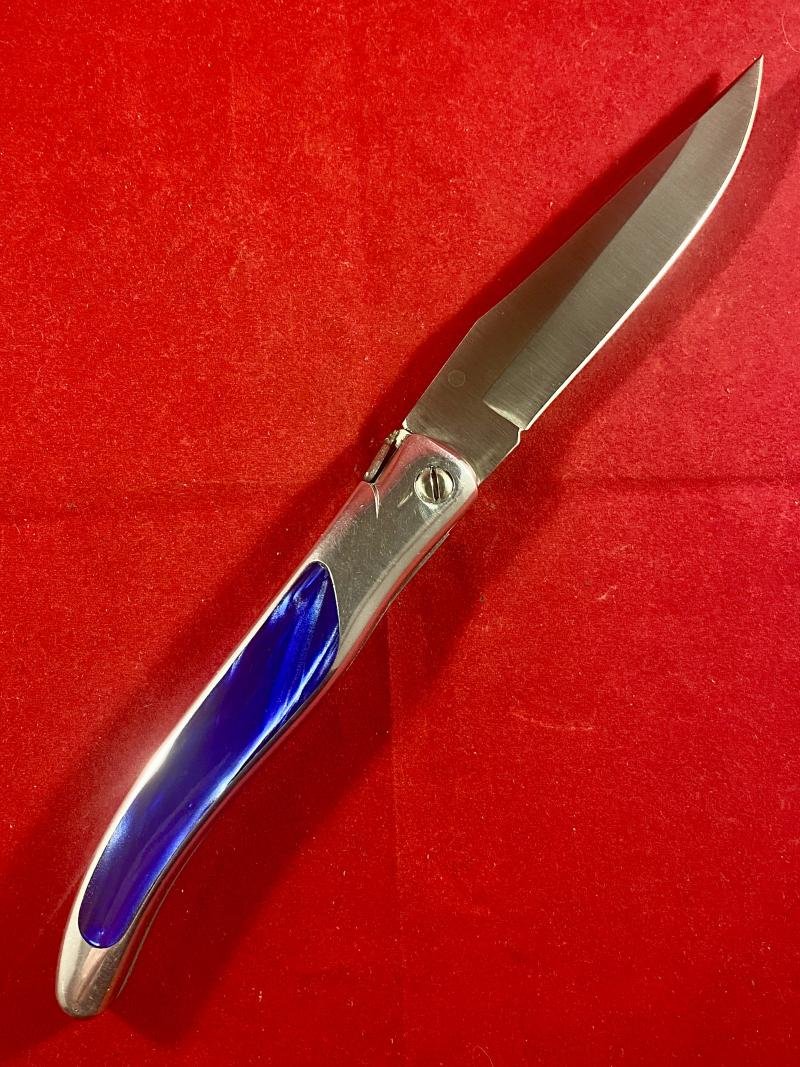 Mint French Laguiole G. DAVID Folding/Locking Knife with Wood Effect Display Case — image 6