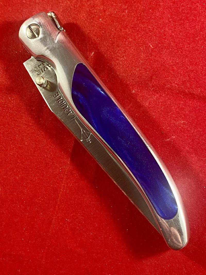 Mint French Laguiole G. DAVID Folding/Locking Knife with Wood Effect Display Case — image 9