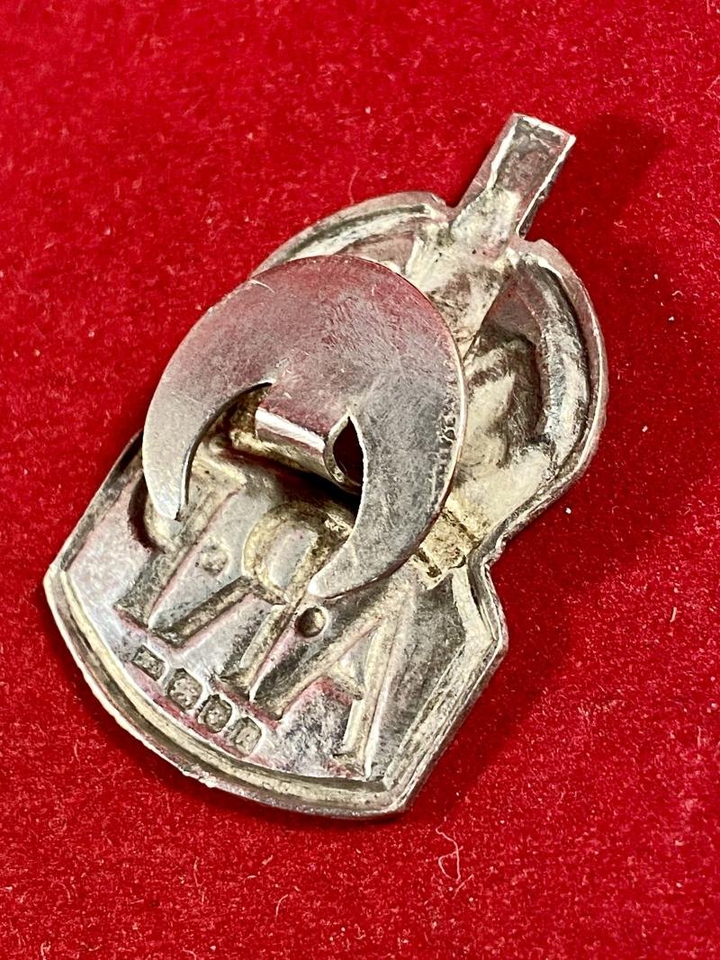 Early Pre WW2 English Hallmarked Silver ARP Lapel Badge 1936 — image 6