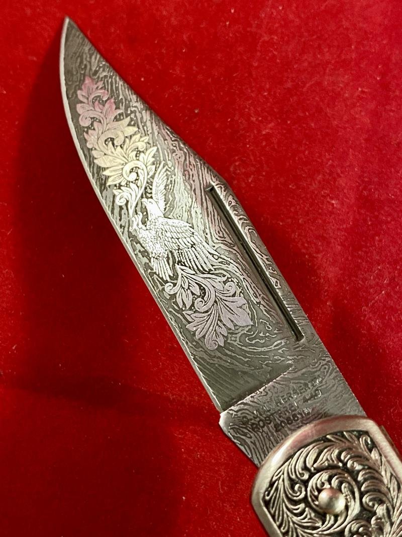Stunning Vintage Folding Lock Knife with Damascus Blade Etched with an Eagle Scene by Herbertz Messer — image 3