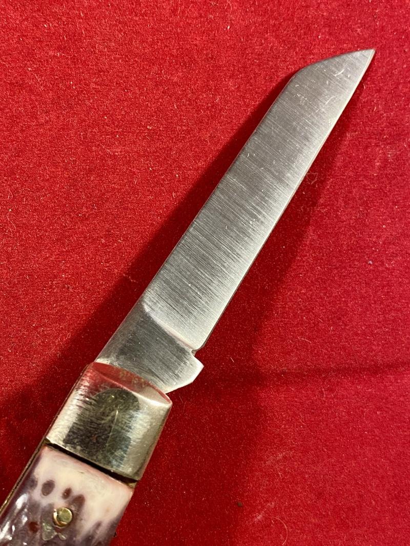 Mint I*XL GEORGE WOSTENHOLM Lambsfoot Knife with Jigged Bone Grip Scales — image 4