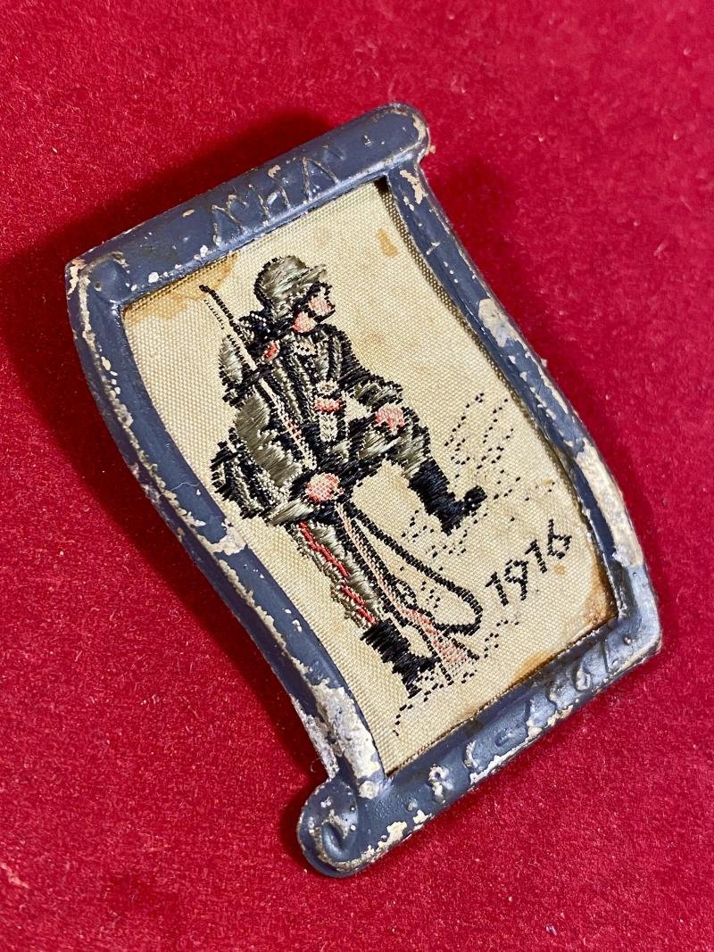 Nazi Period WHW Fund Raising Badge depicting a WW1 German Soldier 1916 Embroidered in Silk — image 3
